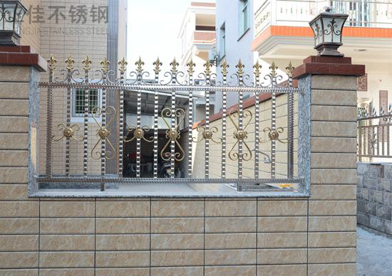 乐鱼平台网站_乐鱼(中国)点状花纹管围栏2